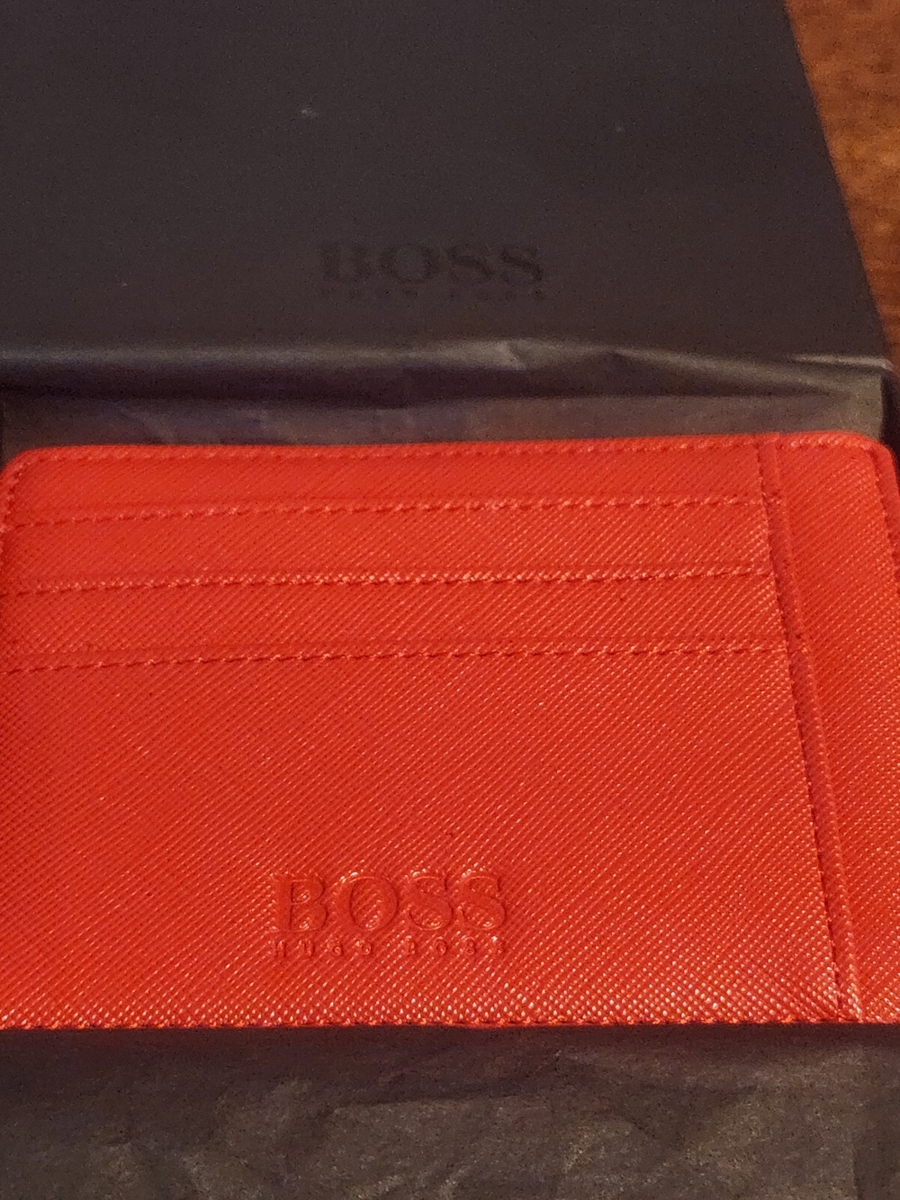 NEW Boss Red Cardholder With Zip Coin Pocket With Tissue And Box